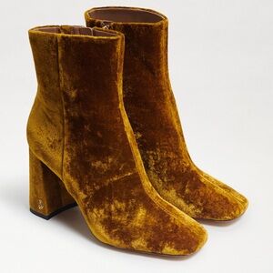 NEW Sam Edelman Gold Velvet Heeled Boots